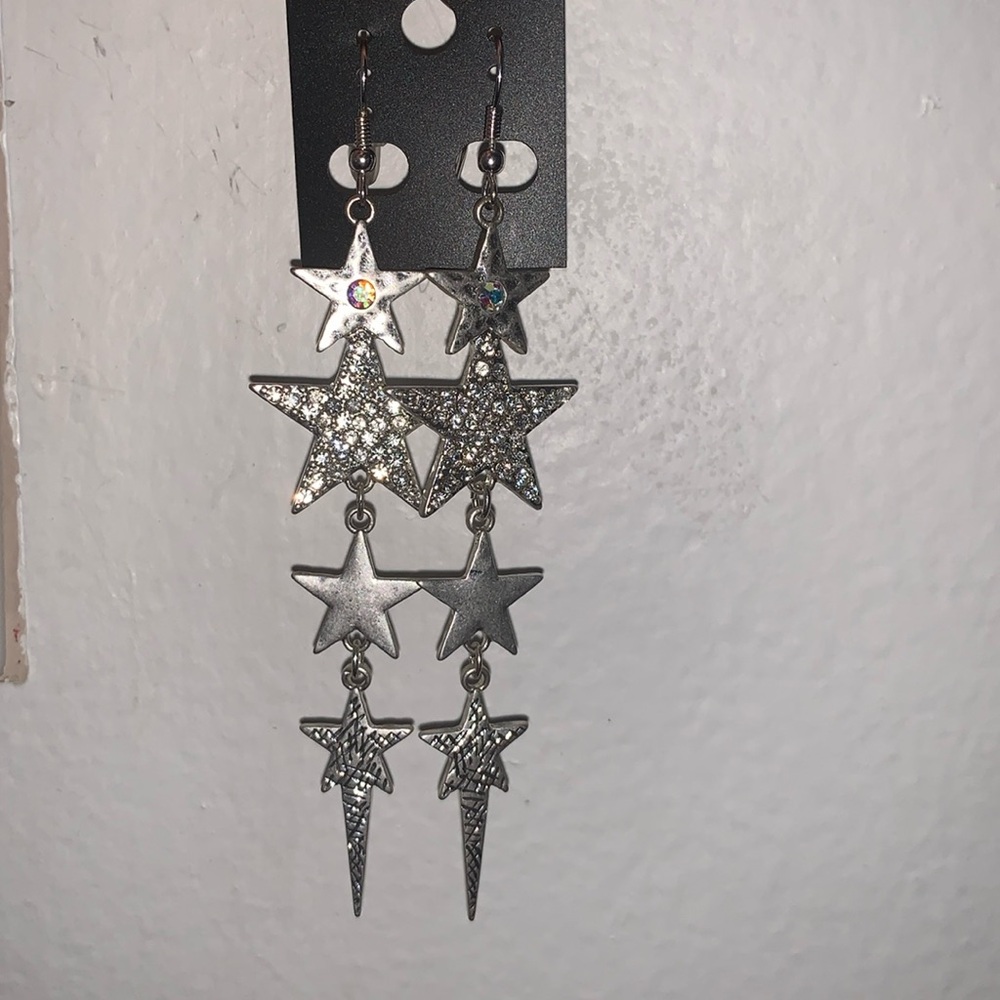 Star dangle earrings